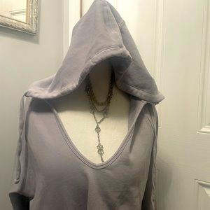 Hoodie twist front